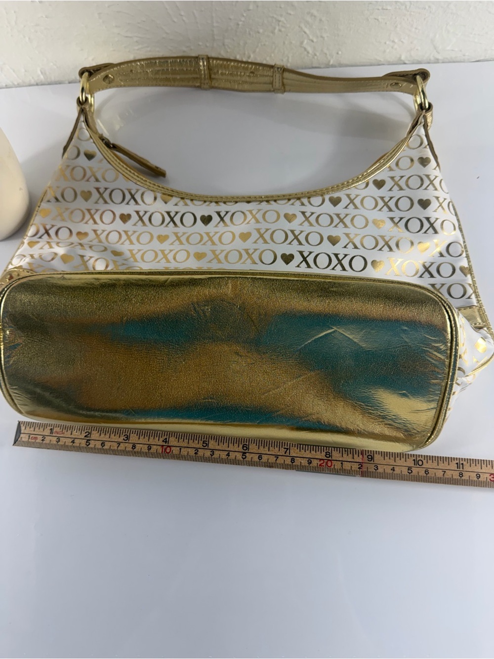 XOXO Gold & White Logo Shoulder Bag Y2K Style - Picture 5 of 8